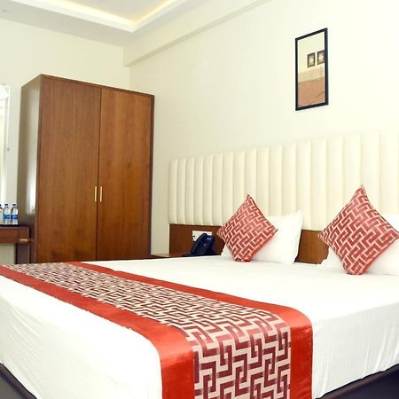 Отель Sri Aswin Grand Namakkal Экстерьер фото
