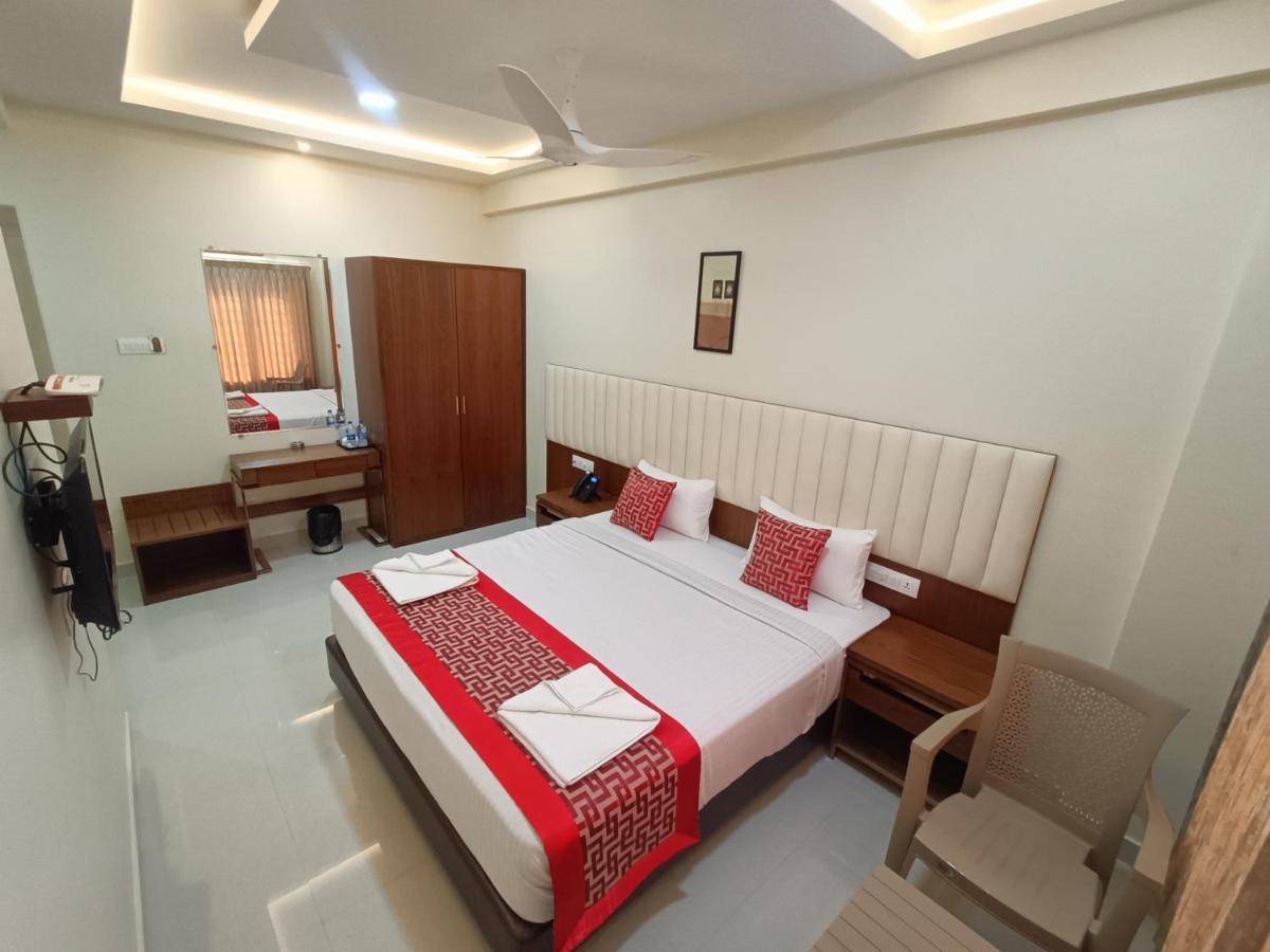 Отель Sri Aswin Grand Namakkal Экстерьер фото