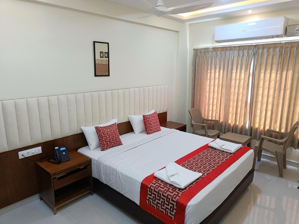 Отель Sri Aswin Grand Namakkal Экстерьер фото
