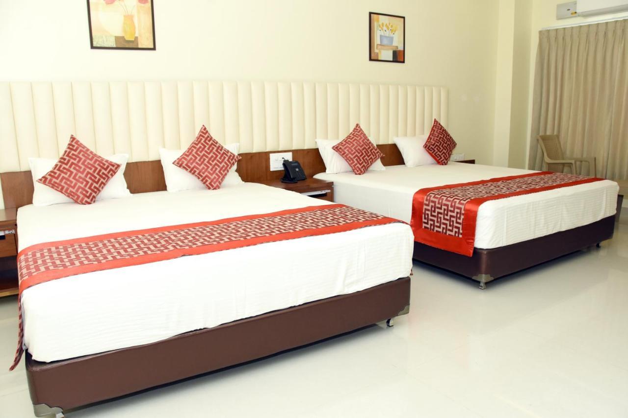 Отель Sri Aswin Grand Namakkal Экстерьер фото